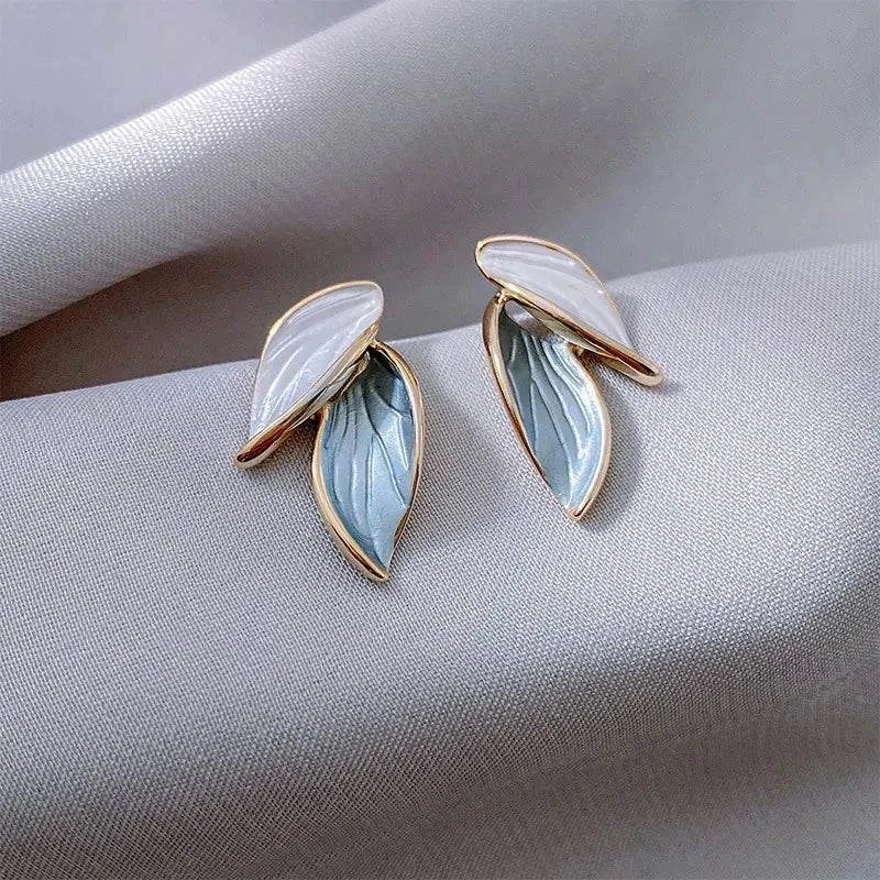 Simple Leaf Earrings